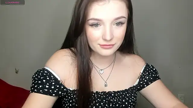 Snapshot of EvaaMillerr99 chatting on January 24, 2025, 11:02 pm EvaaMillerr99 online show from January 24, 2025, 11:02 pm