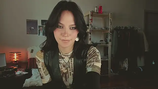 Snapshot of Niky__Jess chatting on April 12, 2026, 1:38 pm Niky Jess online show from April 12, 2026, 1:38 pm