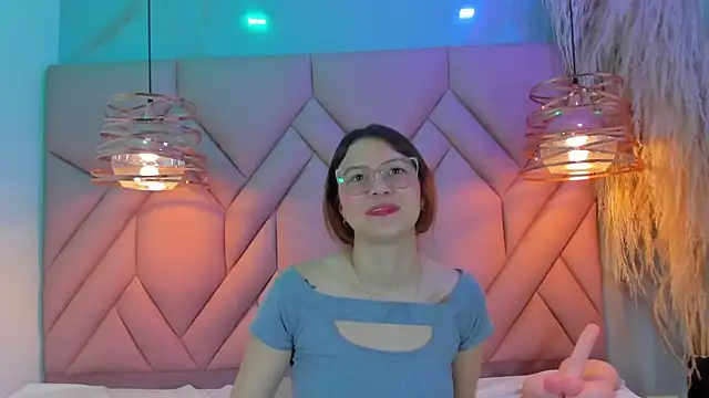 AngelaaCute  online show from December 27, 2024, 2:54 pm