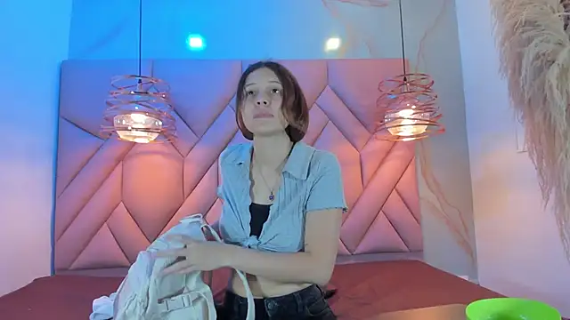 AngelaaCute  online show from February 9, 2025, 12:52 pm