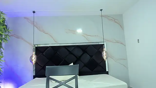 AngelaaCute  online show from October 10, 2025, 12:15 pm