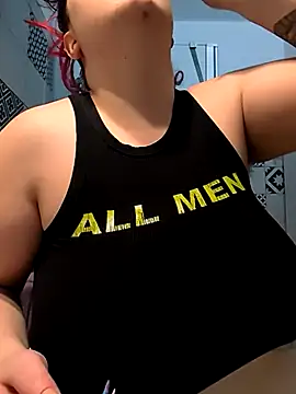 Snapshot of LadyRochester chatting on February 3, 2026, 11:21 pm LadyRochester online show from February 3, 2026, 11:21 pm