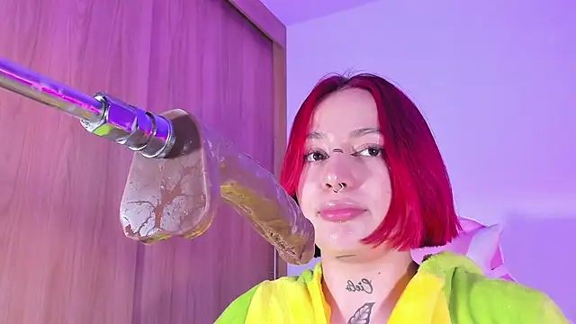 annika taylor online show from March 3, 2025, 3:08 am