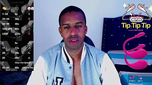 mrjhon26 online show from March 10, 2025, 2:28 am