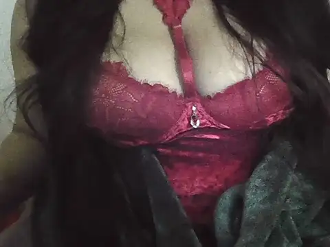 Snapshot of JulieJoe_ chatting on November 15, 2025, 8:33 am JulieJoe online show from November 15, 2025, 8:33 am