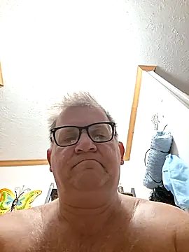 Snapshot of J83560Jason chatting on November 4, 2025, 9:52 am J83560Jason online show from November 4, 2025, 9:52 am