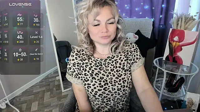 candy queeen online show from May 9, 2026, 3:45 am