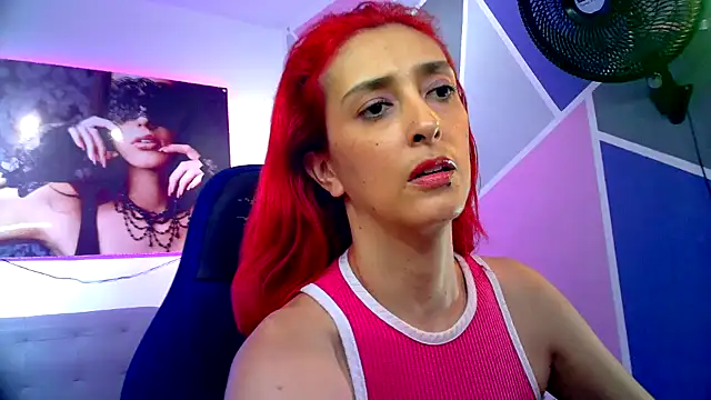 Snapshot of Ruby_Your_Milf chatting on December 21, 2024, 7:38 pm Ruby Your Milf online show from December 21, 2024, 7:38 pm