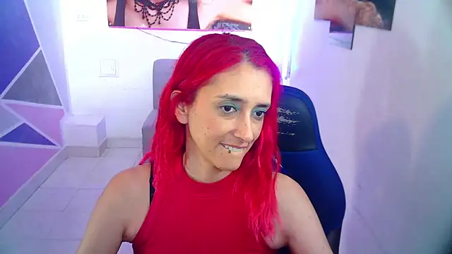 Snapshot of Ruby_Your_Milf chatting on December 23, 2024, 11:17 pm Ruby Your Milf online show from December 23, 2024, 11:17 pm