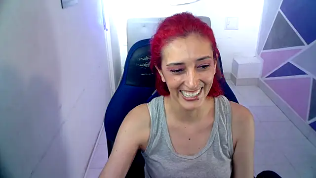 Snapshot of Ruby_Your_Milf chatting on December 29, 2024, 12:09 am Ruby Your Milf online show from December 29, 2024, 12:09 am