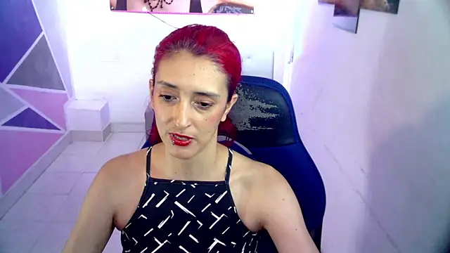 Snapshot of Ruby_Your_Milf chatting on January 21, 2025, 8:43 pm Ruby Your Milf online show from January 21, 2025, 8:43 pm