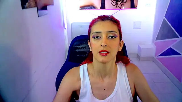 Snapshot of Ruby_Your_Milf chatting on January 27, 2025, 8:39 pm Ruby Your Milf online show from January 27, 2025, 8:39 pm