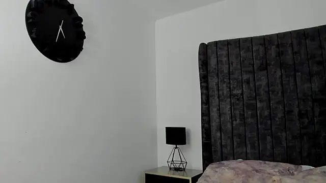 AnnyCherry  online show from November 8, 2025, 12:22 am