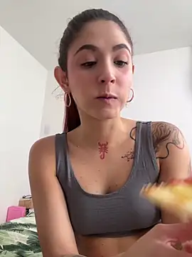 AnnyCherry  online show from March 12, 2026, 7:42 pm