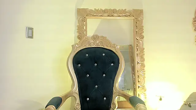 Ari sunshine  online show from September 11, 2025, 4:01 am