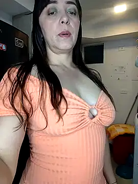 natalie cowens online show from February 16, 2026, 11:23 pm