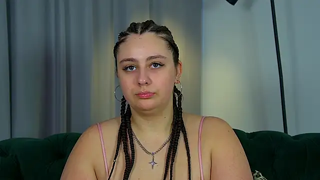 Snapshot of MaryMurray chatting on November 27, 2025, 7:54 am MaryMurray online show from November 27, 2025, 7:54 am