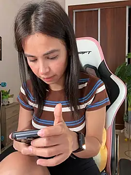 Snapshot of Adriennesexxx chatting on January 31, 2026, 10:19 pm Adriennesexxx online show from January 31, 2026, 10:19 pm