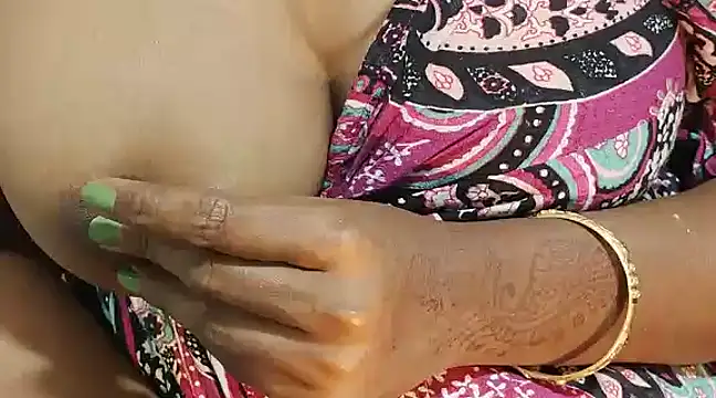 Snapshot of Anjali_cute-Pondati chatting on February 27, 2025, 8:06 am Anjali cute-Pondati online show from February 27, 2025, 8:06 am