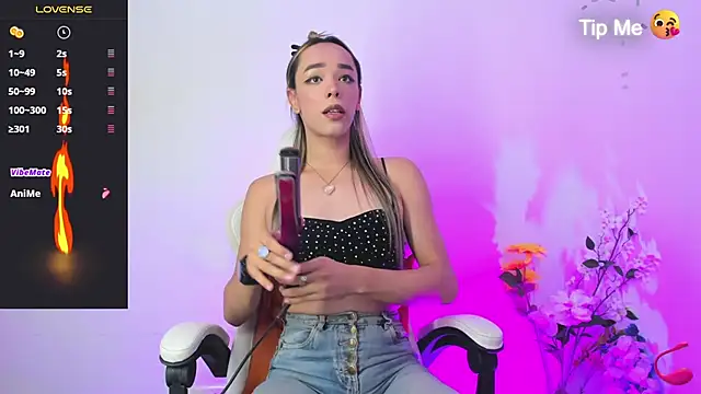 Snapshot of Linda_Crawford chatting on January 15, 2026, 12:37 am Linda Crawford online show from January 15, 2026, 12:37 am