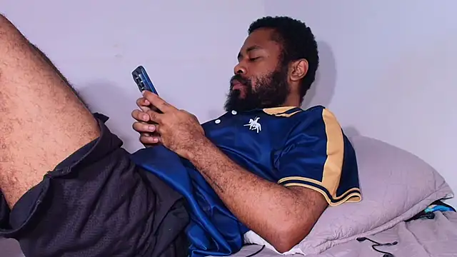 KaelMoreau online show from March 21, 2026, 11:37 am