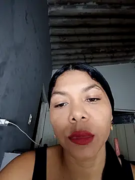 Snapshot of DIORA_Latina chatting on February 6, 2026, 3:44 am DIORA Latina online show from February 6, 2026, 3:44 am