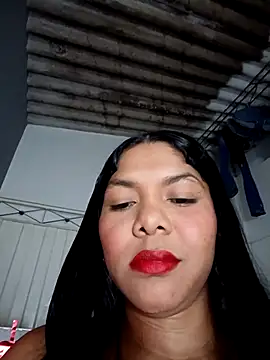 Snapshot of DIORA_Latina chatting on February 14, 2026, 3:36 am DIORA Latina online show from February 14, 2026, 3:36 am