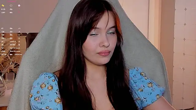  Sweetie  online show from March 18, 2026, 11:35 am