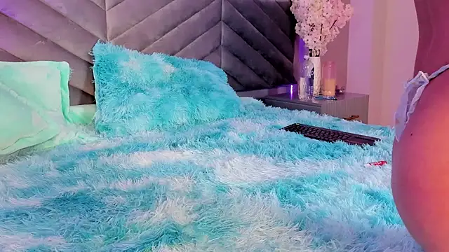 Ary thompson   online show from December 21, 2024, 10:19 pm