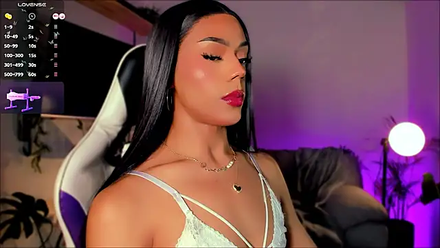  Miss Anna  online show from March 22, 2025, 5:06 am