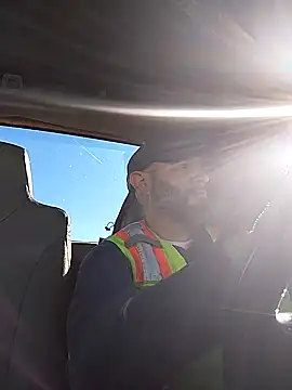 Snapshot of mikeystrong chatting on December 2, 2024, 5:26 pm mikeystrong online show from December 2, 2024, 5:26 pm