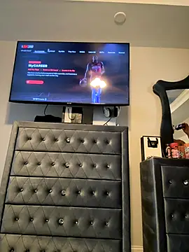 Snapshot of BubbaATL chatting on November 26, 2025, 3:13 pm BubbaATL online show from November 26, 2025, 3:13 pm