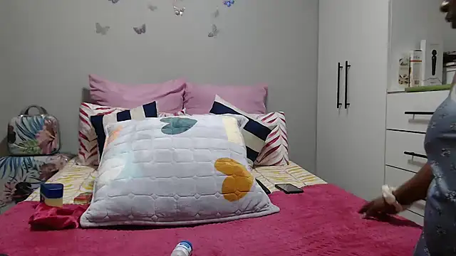 Snapshot of Amberbela chatting on May 21, 2026, 6:37 pm Amberbela online show from May 21, 2026, 6:37 pm