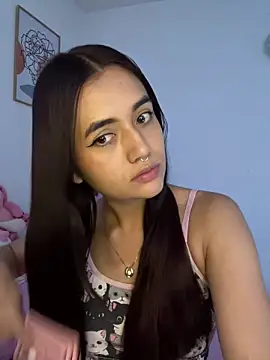 Snapshot of HallieLemon1 chatting on January 7, 2026, 10:23 pm HallieLemon1 online show from January 7, 2026, 10:23 pm