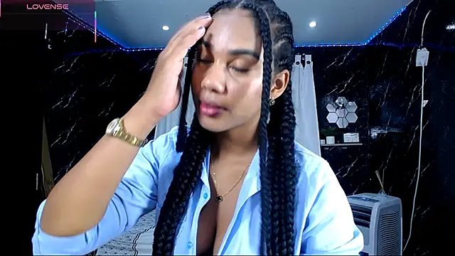 Hillary queen online show from October 19, 2025, 1:01 pm