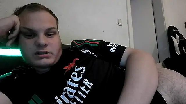 Nicolasjlhkjzl online show from July 18, 2026, 9:13 am