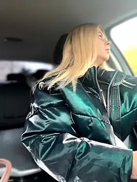 Love Bri online show from October 12, 2025, 10:03 am