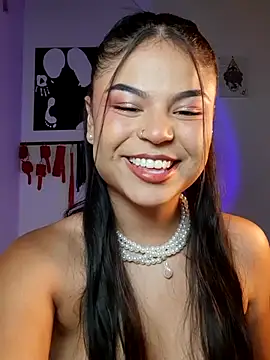 Snapshot of Cleo_hills chatting on November 27, 2025, 2:52 pm Cleo hills online show from November 27, 2025, 2:52 pm