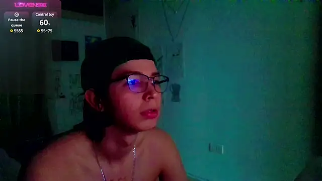 Snapshot of Andy_gray chatting on February 8, 2025, 11:01 am Andy gray online show from February 8, 2025, 11:01 am