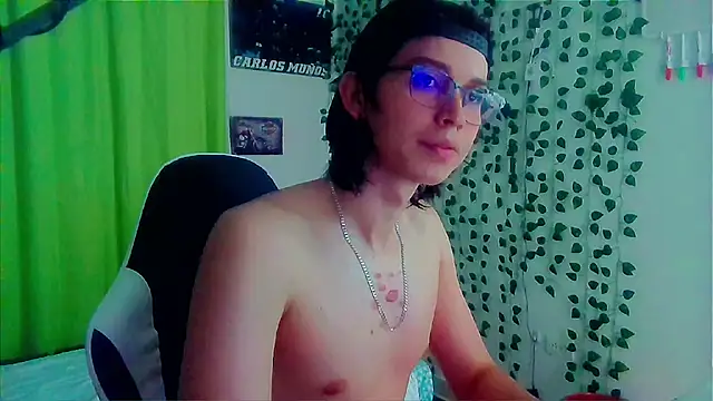 Snapshot of Andy_gray chatting on September 20, 2025, 2:29 pm Andy gray online show from September 20, 2025, 2:29 pm