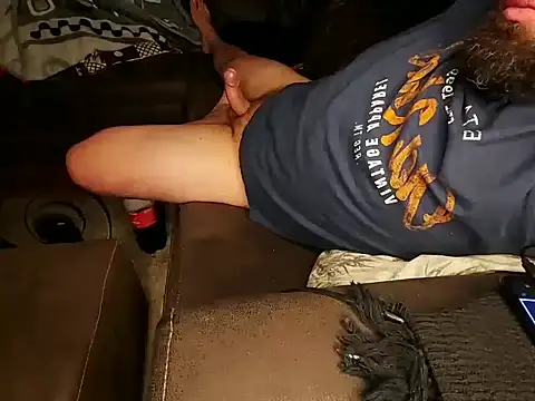 Snapshot of CuriousBear chatting on November 9, 2025, 3:16 am CuriousBear online show from November 9, 2025, 3:16 am