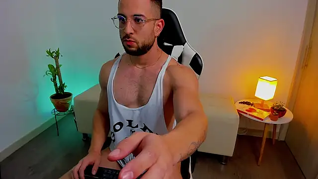 dafboy1 online show from December 2, 2025, 2:56 pm