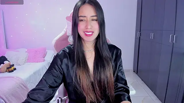 Snapshot of Tinylottie chatting on October 19, 2025, 4:29 pm Tinylottie online show from October 19, 2025, 4:29 pm