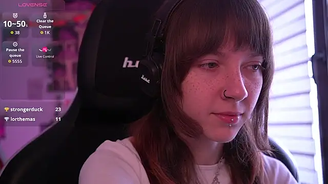 Snapshot of juliapie chatting on February 21, 2026, 9:21 am juliapie online show from February 21, 2026, 9:21 am