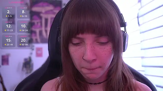 juliapie online show from July 4, 2026, 2:01 pm