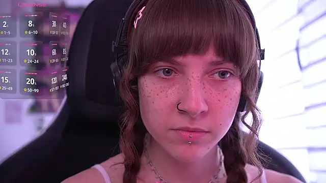 juliapie online show from July 14, 2026, 12:11 pm