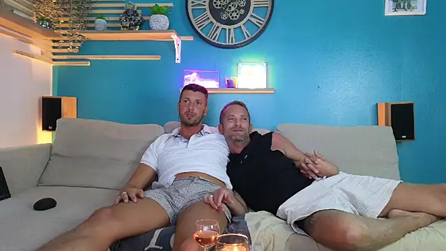 braqueuemar83 online show from September 10, 2025, 5:13 pm