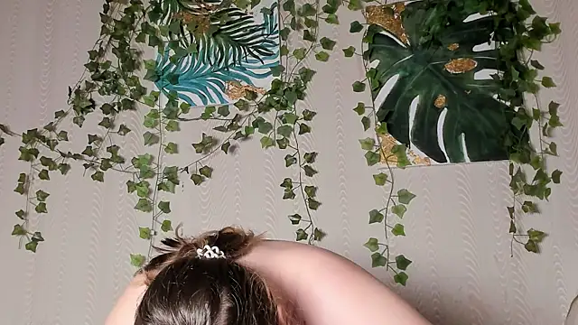 Snapshot of Seductive_She_Wolf chatting on October 28, 2025, 2:20 pm Seductive She Wolf online show from October 28, 2025, 2:20 pm