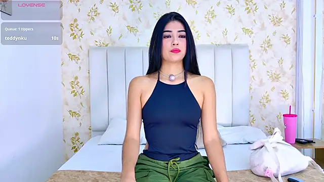 Snapshot of Mia-Monroe chatting on January 13, 2026, 7:52 pm Mia-Monroe online show from January 13, 2026, 7:52 pm