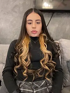 Snapshot of AbyThompson chatting on January 23, 2025, 4:15 pm AbyThompson online show from January 23, 2025, 4:15 pm